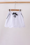 Snow white scallop hem bow skort
