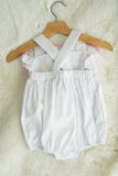 White character ruffle bubble